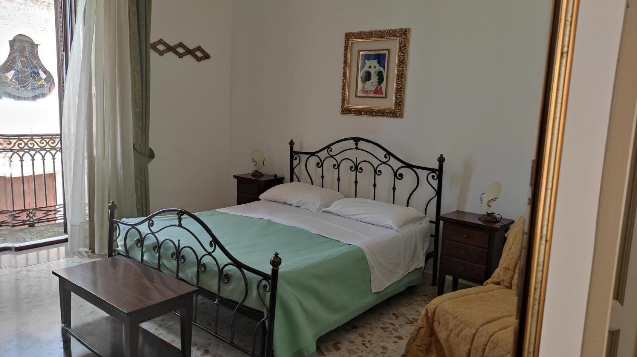 Casa Resci - Dimora Del 1884 Bed & Breakfast Tricase Luaran gambar